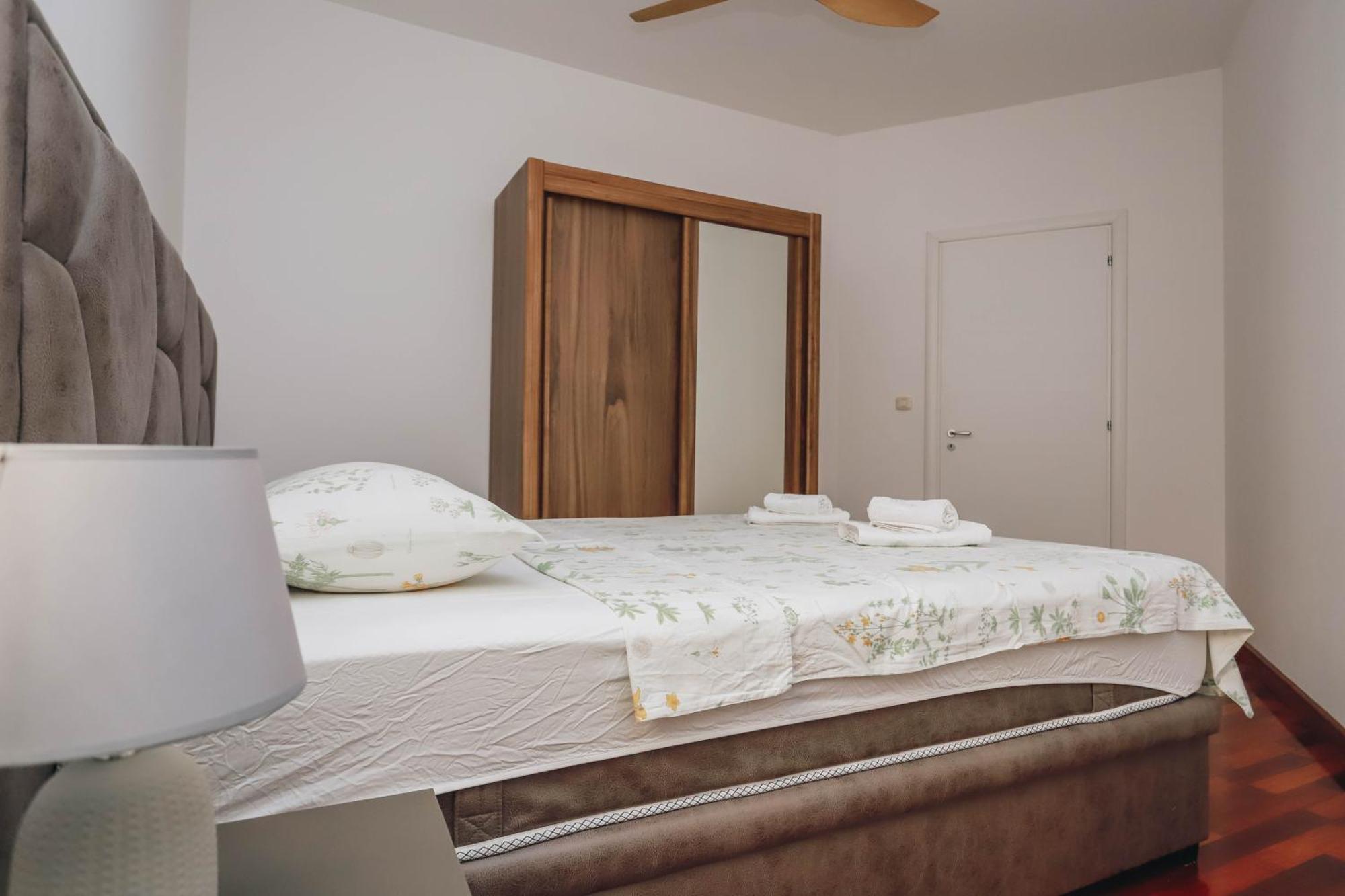 Apartment Near Ponta Nova Of Rafailovici Bečići 외부 사진