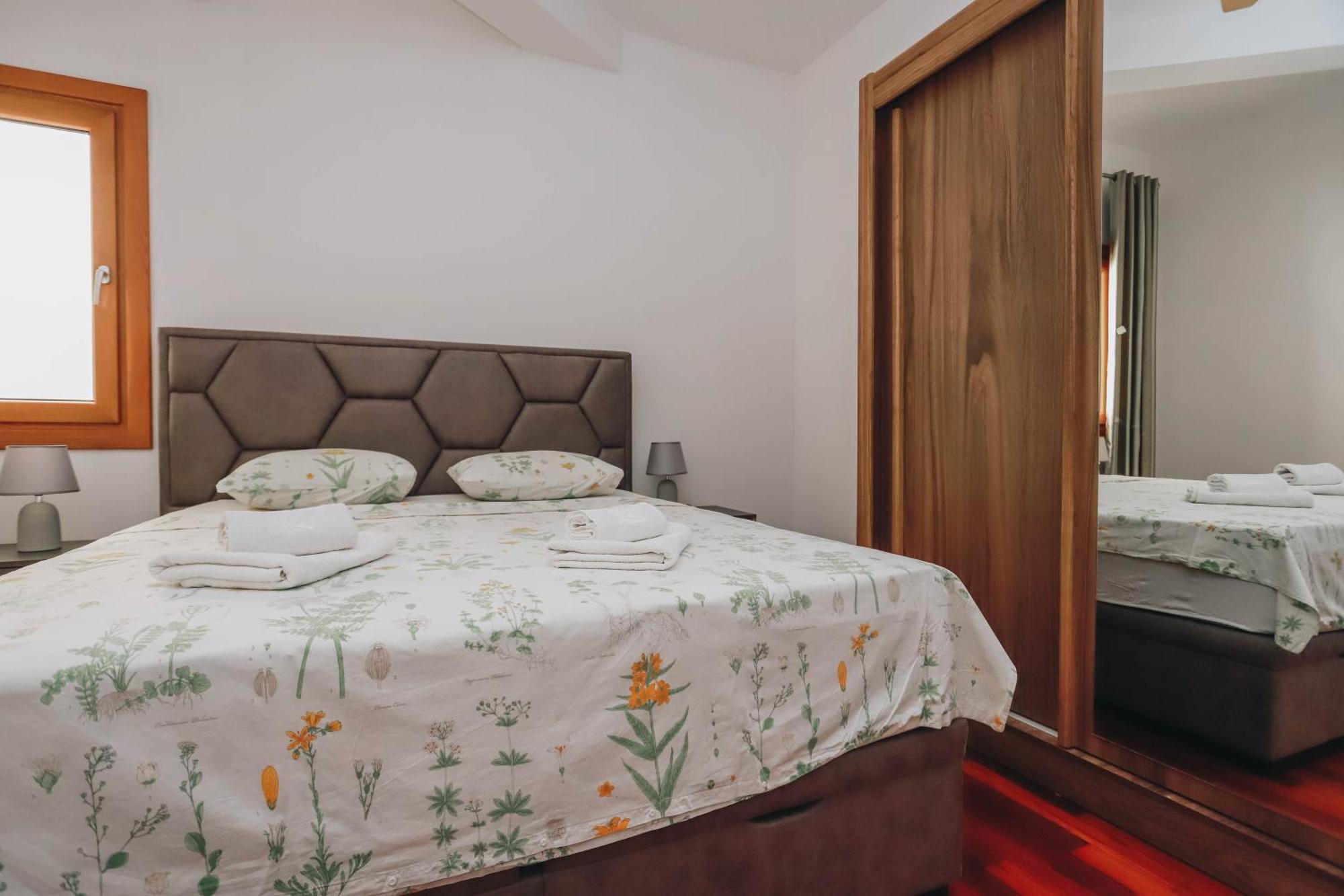 Apartment Near Ponta Nova Of Rafailovici Bečići 외부 사진