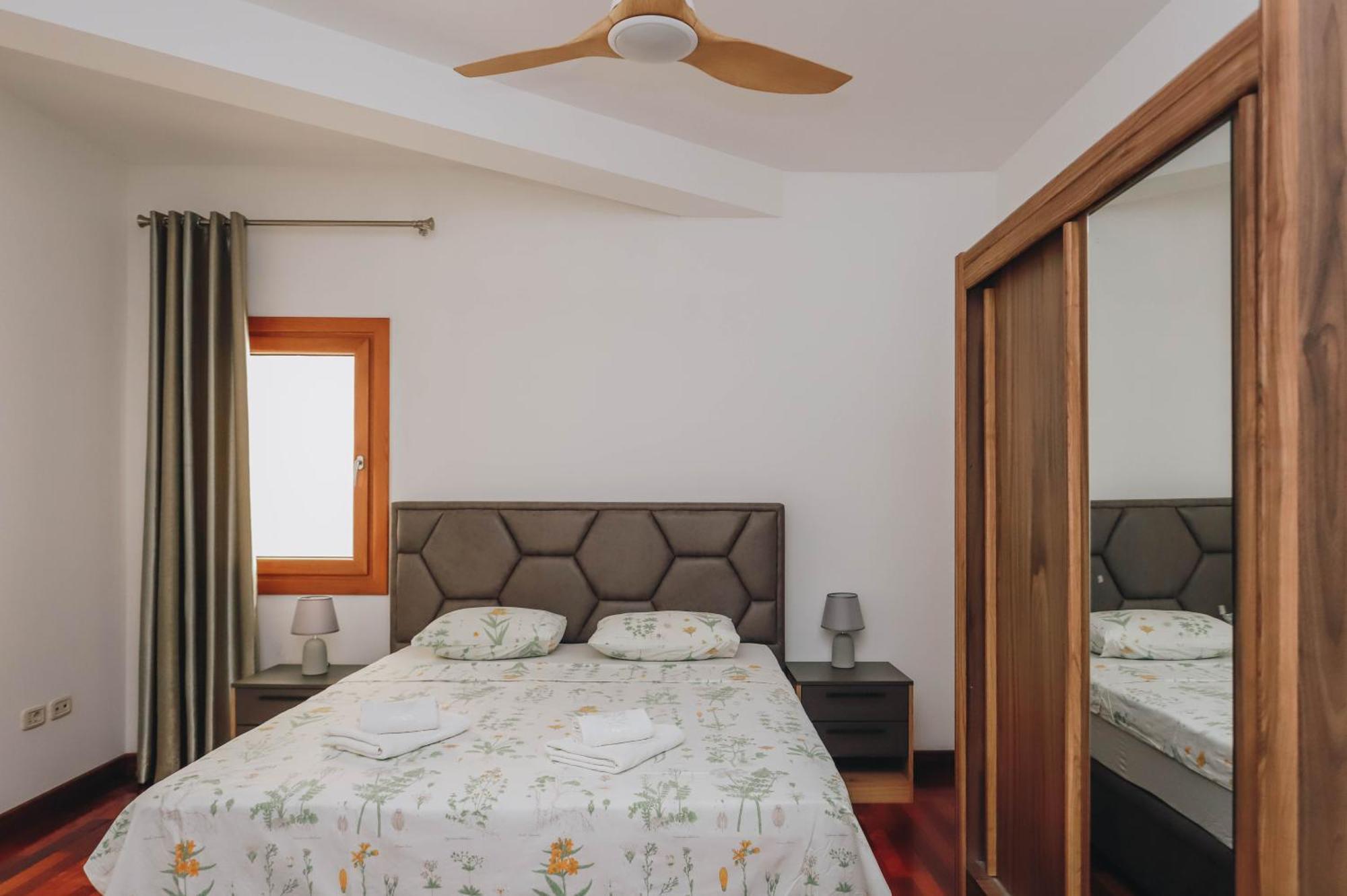 Apartment Near Ponta Nova Of Rafailovici Bečići 외부 사진